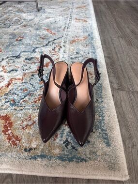 Old Navy Burgundy Sling Back Heels